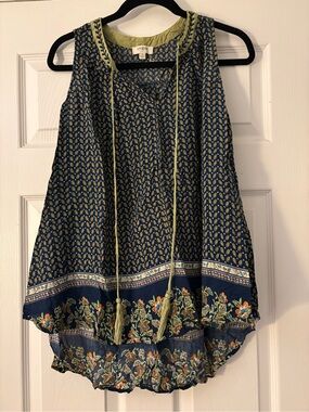Umgee  Floral Print Sleeveless top with embroidery